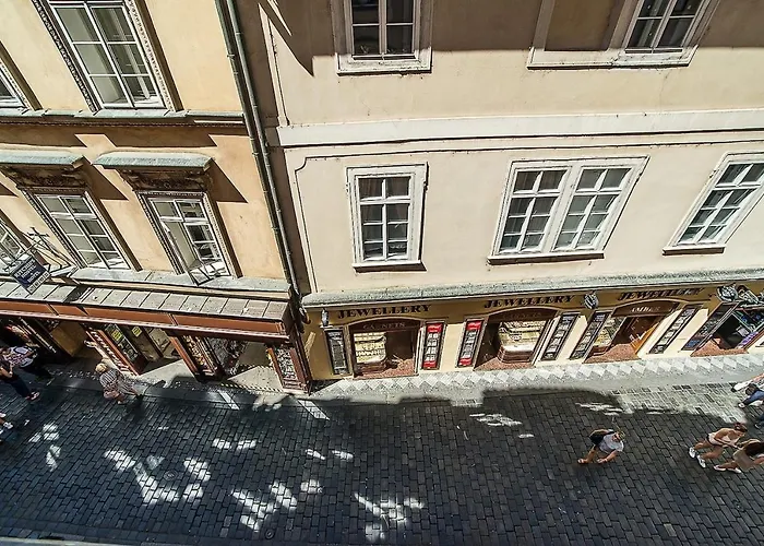Newly Renovated 1-bed At Charles Bridge