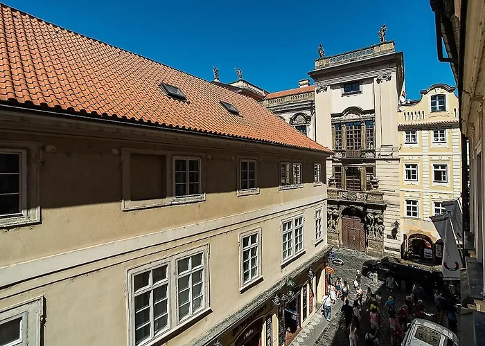 Newly Renovated 1-bed At Charles Bridge Prága