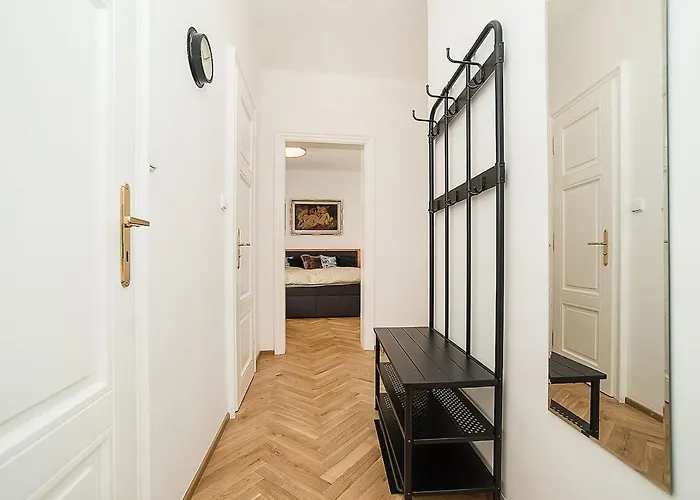 Apartman Newly Renovated 1-bed At Charles Bridge Prága
