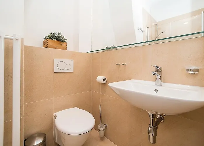 Newly Renovated 1-bed At Charles Bridge Apartman
