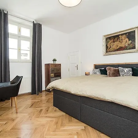 Newly Renovated 1-bed At Charles Bridge Appartement *